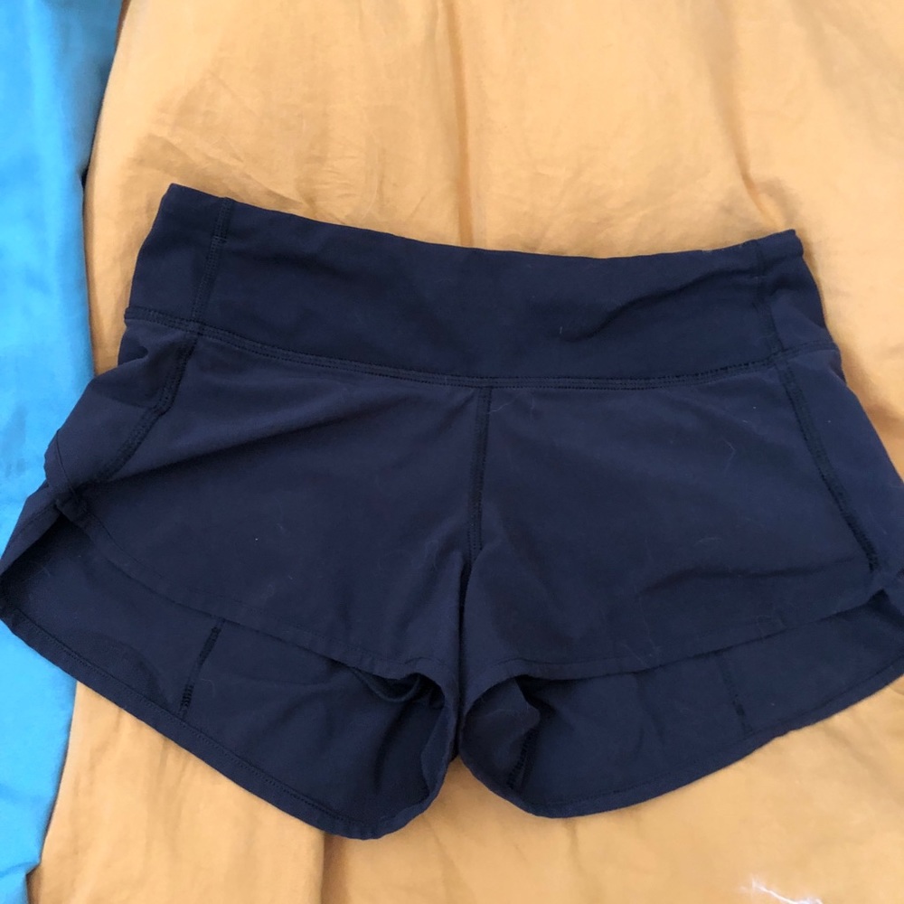 LULULEMON BLK SHORTS